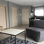 Rentalis Flat * لييج