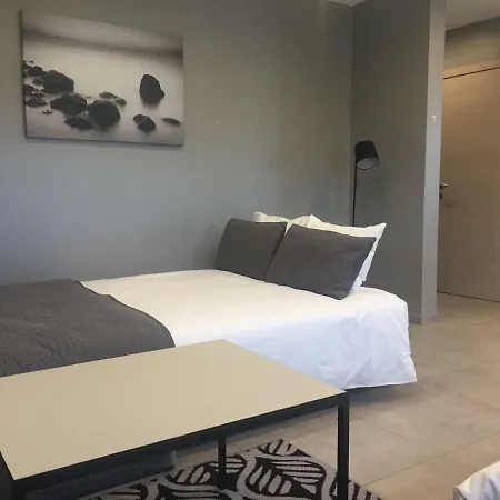 דירה Rentalis Flat