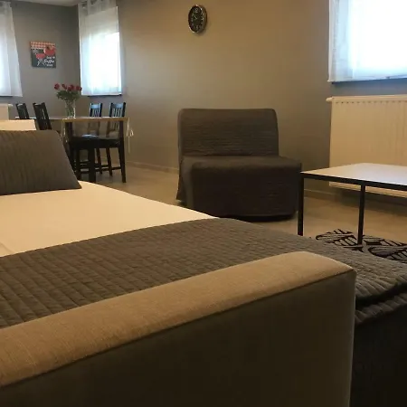 דירה Rentalis Flat